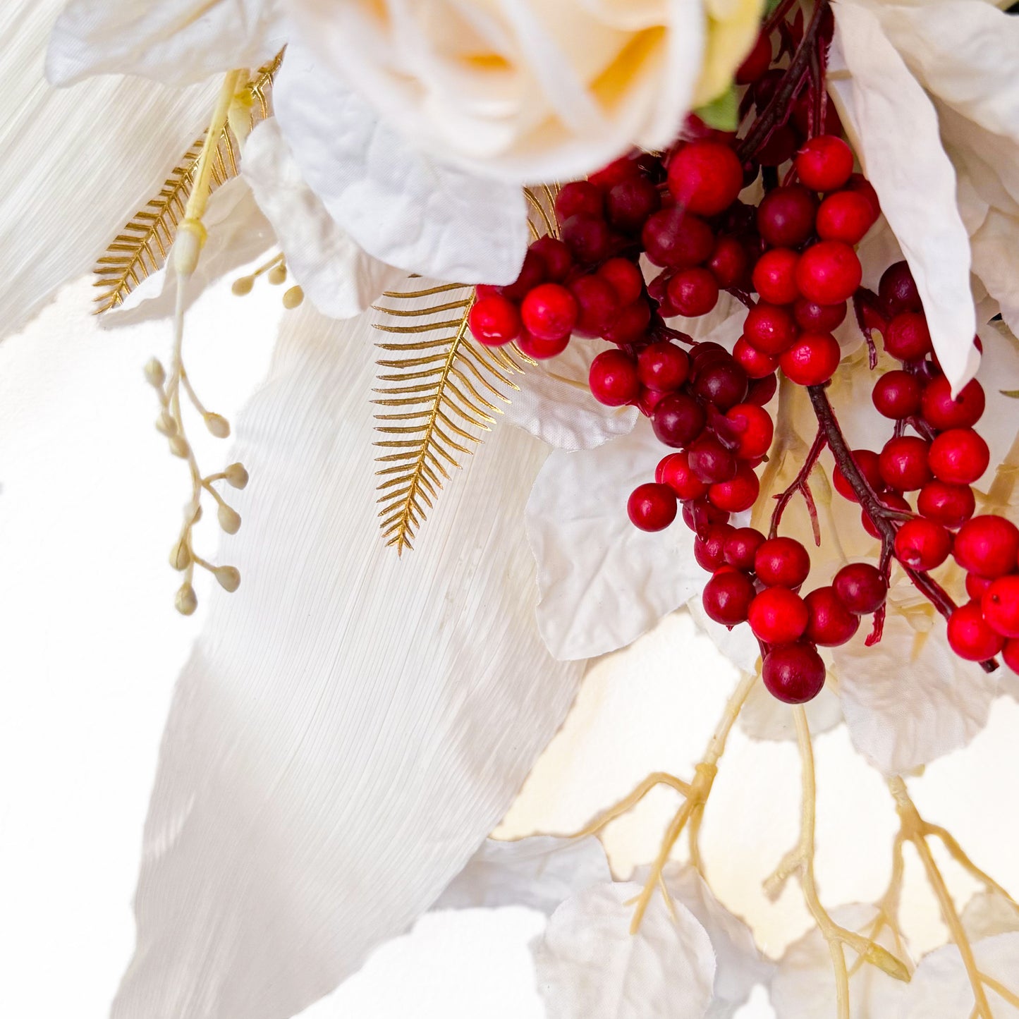 クリスマススワッグ【ホワイトハラン＆ローズスワッグ】