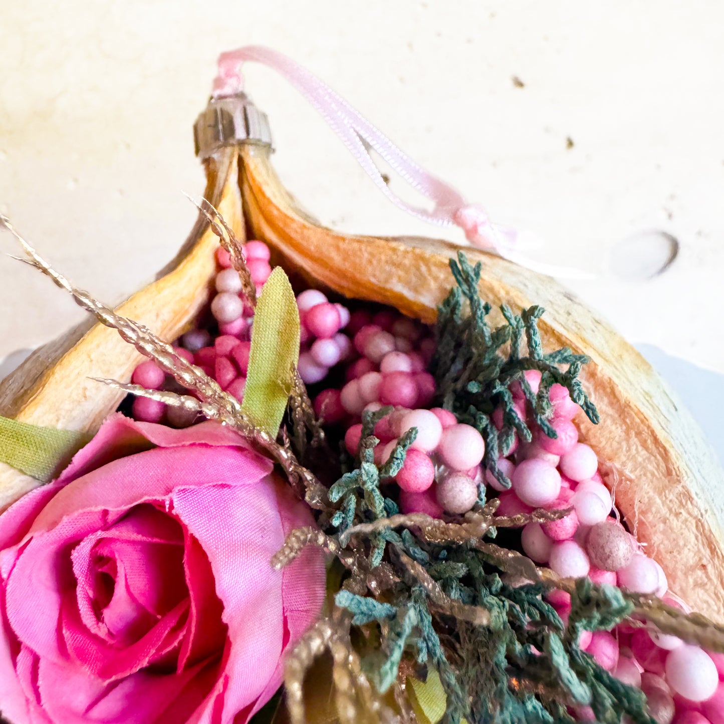 クリスマススワッグ【ホワイト×ピンク ブッダナッツスワッグ】